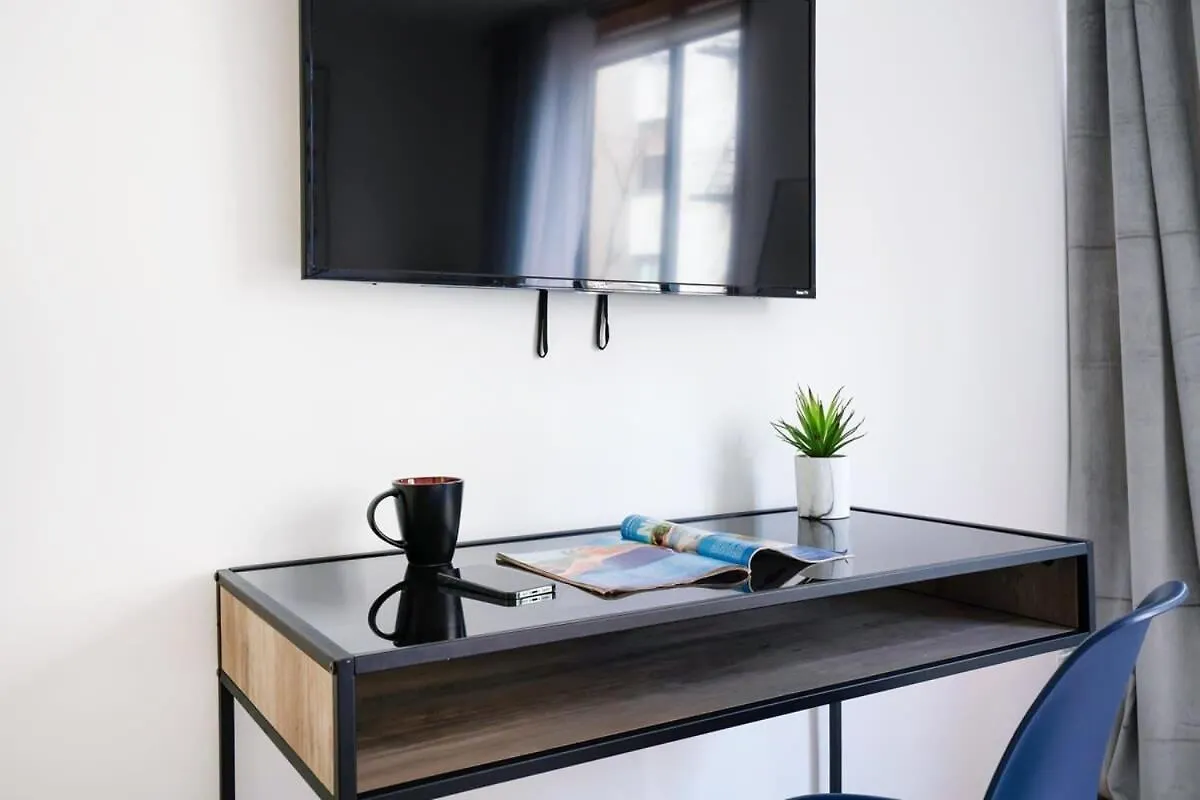75-3B 3Br Luxury Duplex Brand New &D Elevator Apartment New York 0*,  United States